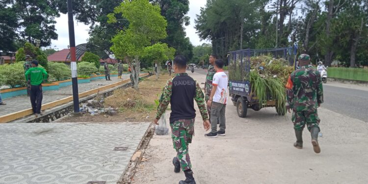 TNI Bersih – Bersih RTH Nansarunai