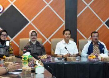 Pj Bupati Barut Pantau Kondusifitas Pemungutan Suara Pemilu 2024 Secara Virtual