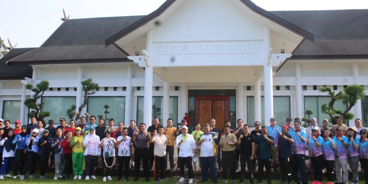 Pemkab Barito Timur Gelar Senam Bersama dan Coffee Morning