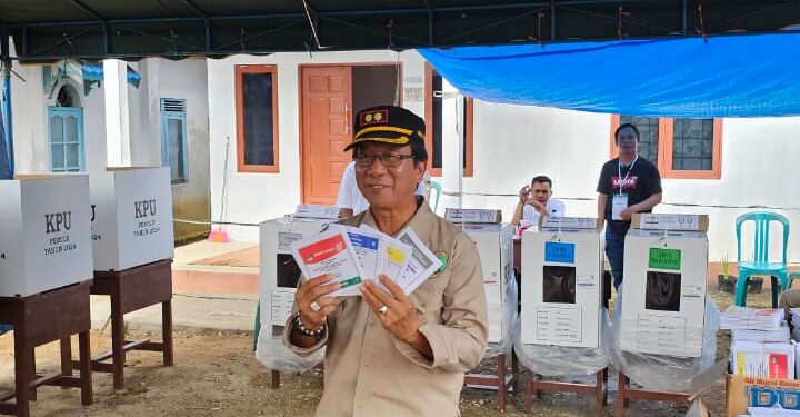 Sekda Barito Timur Gunakan Hak Pilih Sukseskan Pemilu 2024
