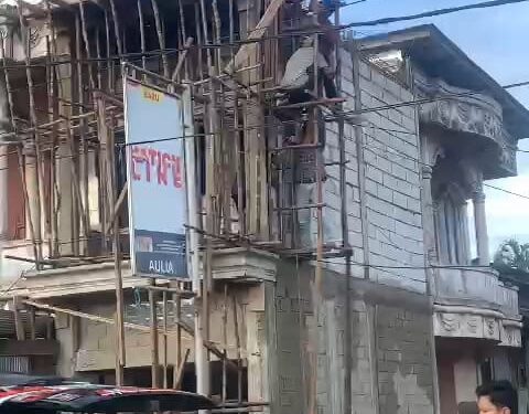 Tukang Bangunan Tersengat Listrik di Ampah