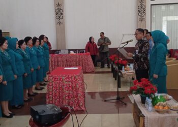 Pj Bupati Bartim Mengukuhkan Pengurus PKK 2023 – 2024