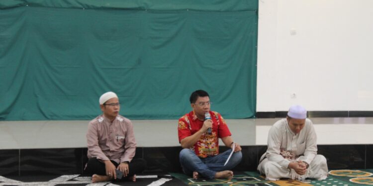 Kejari dan IAD Barito Timur Buka Puasa Bersama secara Sederhana