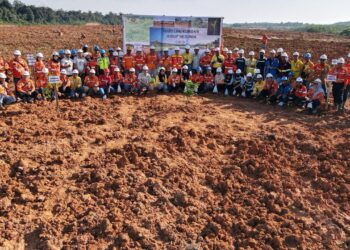 PT SEM Rayakan Hari Lingkungan Hidup dengan Penanaman 300 Pohon di Barito Timur