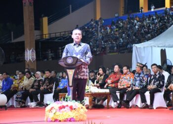 Sekda Barito Timur Hadiri Pembukaan Pesparawi ke XVII Tingkat Provinsi Kalteng di Pulang Pisau