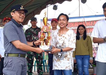 Tutup Turnamen Volleyball Desa Murutuwu, Pj Bupati Bartim Dorong Pengembangan Embrio Berorganisasi
