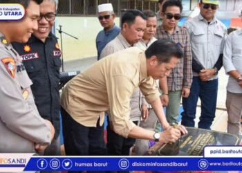 Pj Bupati Barito Utara Resmikan Jembatan Intu di Desa Haragandang