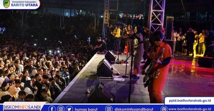 Grup Band Kotak Meriahkan Rangkaian Acara HUT Ke-74 Barito Utara