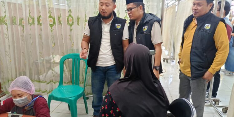 PHBI Gelar Sunatan Massal Sambut Tahun Baru Islam 1446 H di Tamiang Layang dan Ampah