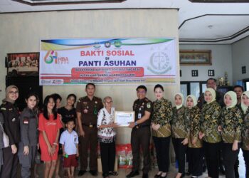 Kejaksaan Negeri Barito Timur Gelar Anjangsana dan Bakti Sosial dalam Rangka HBA ke-64