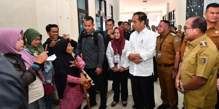 Presiden Joko Widodo Tinjau Fasilitas RSUD Dr. H. Bob Bazar di Lampung Selatan