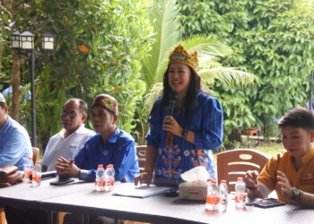 Pancaran Deklarasi Maju sebagai Calon Bupati dan Wakil Bupati Bartim