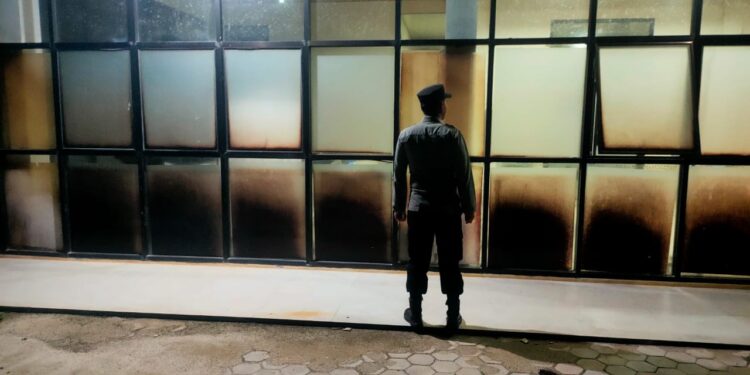 Polsek Patangkep Tutui Gelar KRYD, Cegah Peredaran Miras dan Kejahatan Lainnya di Desa Ramania