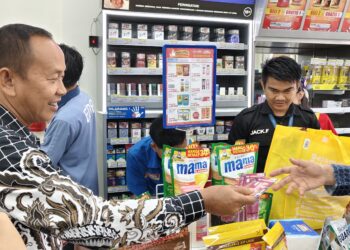 Asisten II Setda Kabupaten Barito Timur Dorong Pengembangan Bisnis Waralaba untuk Tingkatkan Perekonomian Lokal