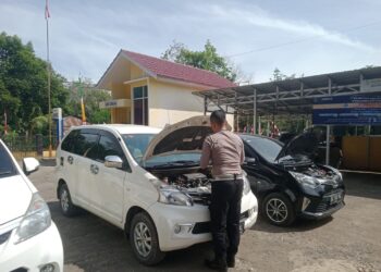 Satlantas Polres Barito Timur Berikan Pelayanan Teliti di Kantor Samsat