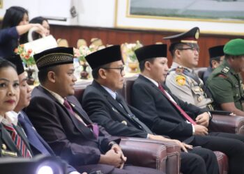 Pj Bupati dan DPRD Bartim Hadiri Paripurna Peringatan HUT ke-79 RI: Dukung Kelanjutan Pembangunan Nasional