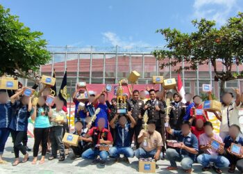 Rutan Tamiang Layang Serahkan Hadiah Lomba dalam Perayaan HUT ke-79 RI dan Hari Pengayoman