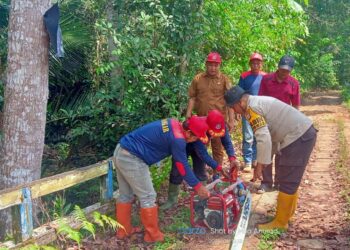 Polsek Patangkep Tutui Latih Masyarakat Desa Kambitin Cegah Kebakaran Hutan