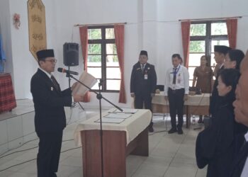 Pj Bupati Barito Timur Lantik 24 Kepala Sekolah TK dan SD