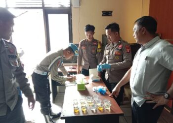 Giliran Personil Polsek Benua Lima Dites Urine, Ini Hasilnya