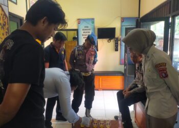 Cegah Penyalahgunaan Narkoba, Polres Barito Timur Tes Urine Personil Gabungan