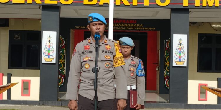 Polres Barito Timur Gelar Apel Siang, Kasi Propam Ingatkan Personil Jaga Netralitas Jelang Pilkada 2024
