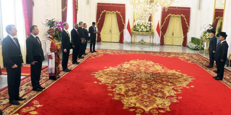 Presiden Prabowo Terima Surat Kepercayaan Tujuh Duta Besar Negara Sahabat