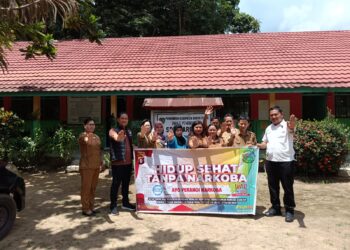 Kasat Resnarkoba Polres Bartim Sosialisasikan Bahaya Narkoba dan Program Prioritas Pemerintah di SDN Haringen