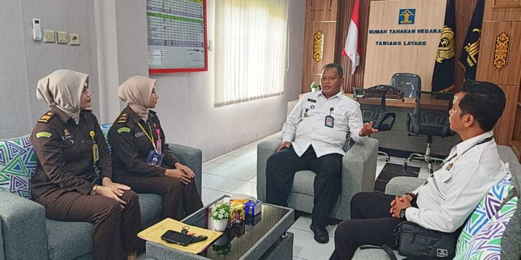 Rutan Tamiang Layang Terima Kunjungan CPNS Kejari Bartim untuk Koordinasi Rancangan Aktualisasi Digitalisasi Pelayanan