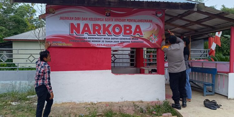 Satresnarkoba Polres Bartim Galakkan Kampanye Anti-Narkoba di Desa Haringen