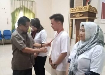 Wakil Ketua DPRD Bartim Buka Bimtek Wirausaha Baru Pengembangan IKM