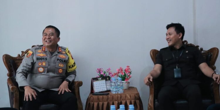 Kapolres Bartim Lakukan Kunjungan ke  Pengadilan Negeri Tamiang Layang