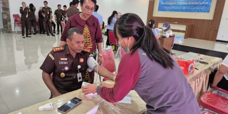 Kejari Barito Timur Gandeng Dinas Kesehatan Gelar Skrining Cegah Penyakit Sejak Dini