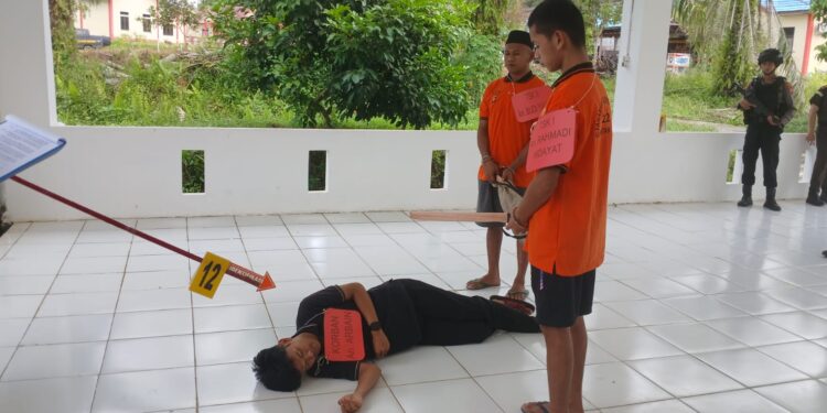 Dendam Berujung Maut, Polres Bartim Rekonstruksi Pembunuhan Sadis di Pasar Temanggoeng Djaja Karti