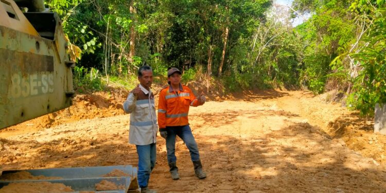Akses Lebih Baik, PT. BNJM Bangun Jalan dan Gorong – gorong Bahalang – Gunung Karasik