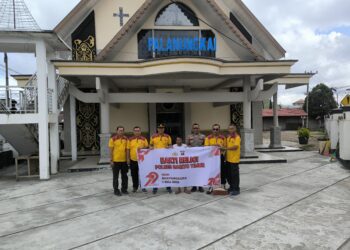 Gereja GKE Palanungkai Ikut Dibersihkan dalam Bakti Religi Polsek Dusun Timur