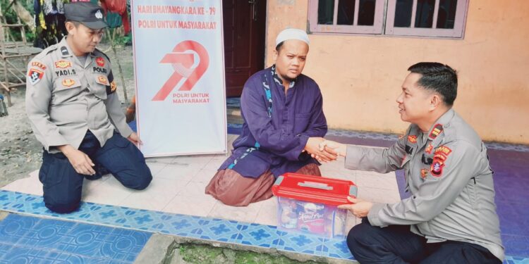 Polsek Benua Lima Sambut Hut ke-79 Bhayangkara dengan Bakti Religi dan Serahkan Bantuan Sosial ke Kaum Masjid Baiturrahim Taniran