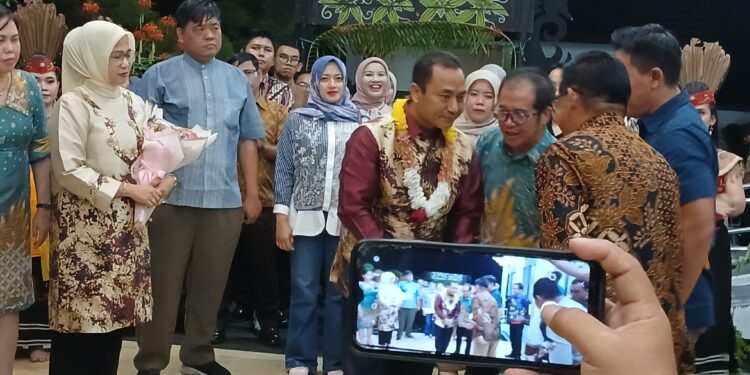 Rahmad Isnaini Resmi Pimpin Kejari Barito Timur