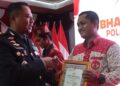 Dukung Asta Cita Polres Bartim, Penyuluh Pertanian Paju Epat Terima Penghargaan di HUT ke-79 Bhayangkara