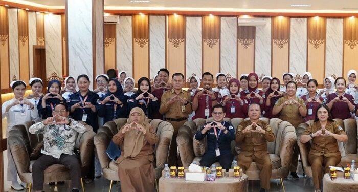 23 Mahasiswa Akbid Mura Mulai Praktik Dasar Kebidanan di RSUD Puruk Cahu