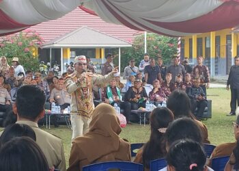 Gubernur Kalteng Kunjungi SMAN 1 Tamiang Layang, Bangga Siswi Terpilih Jadi Paskibraka Nasional