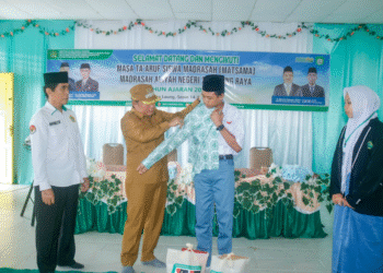 Pemkab Murung Raya Salurkan Bantuan untuk Peserta Didik MAN 2 Muara Laung