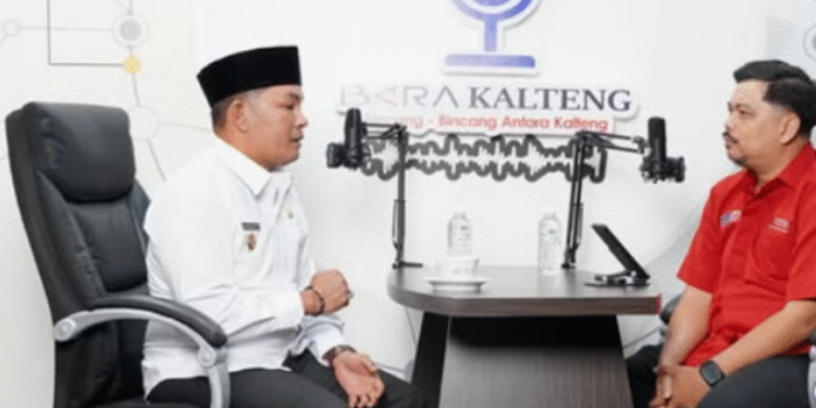 Wabup Murung Raya Jadi Tamu Podcast Bincang Antara Kalteng ulas Program Kartu HEBAT