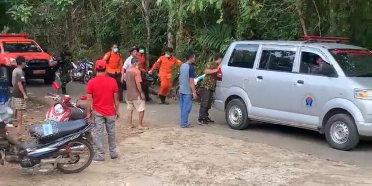 Warga Desa Danau yang Hilang Ditemukan Meninggal di Sungai Paku