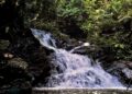 Air terjun alami Riam Kendong di Desa Batuah, Barito Timur.