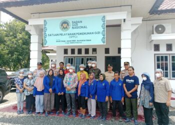 Ketua DPRD Bartim Dampingi Bupati Yamin Tinjau Dapur Umum SPPG di Ampah Kota