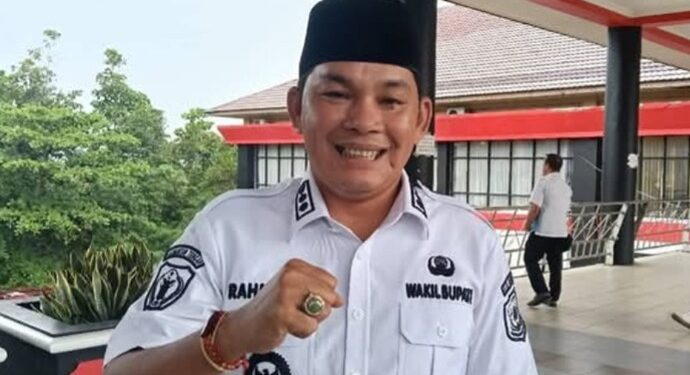 Wabup Murung Raya Apresiasi Pengabdian Kepala Disdukcapil Regita yang Purna Tugas