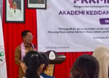 Bupati Murung Raya Buka PKKMB 2025 Akademi Kebidanan Murung Raya