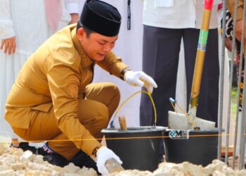 Wabup Rahmanto Letakkan Batu Pertama Pembangunan Kantor dan Aula MAN I Murung Raya
