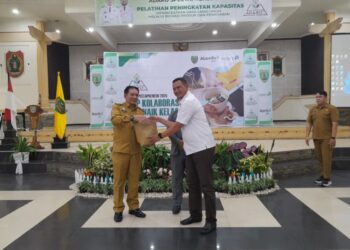 Bupati Barito Timur M. Yamin saat menghadiri pembukaan Spektrapreneur 2025 di Aula GPU Mantawara.